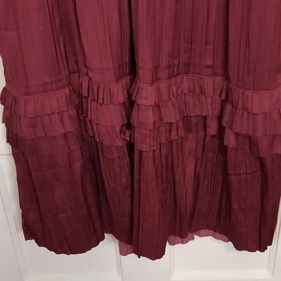 Roan + Ryan Talulah Wine Holiday Dress - Picture 11 of 12